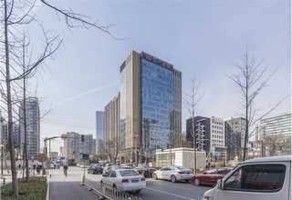 42寸壁挂单机版广告机哪里好